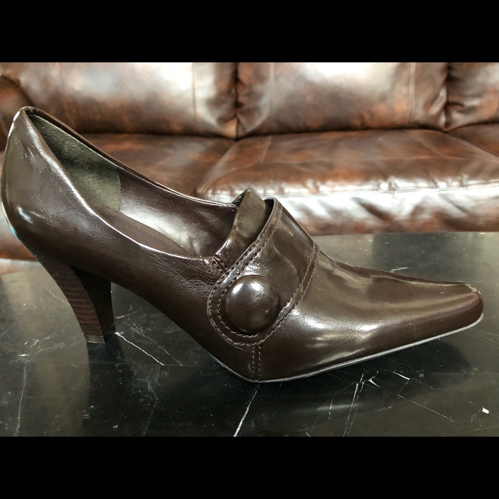 Brown leather heels
